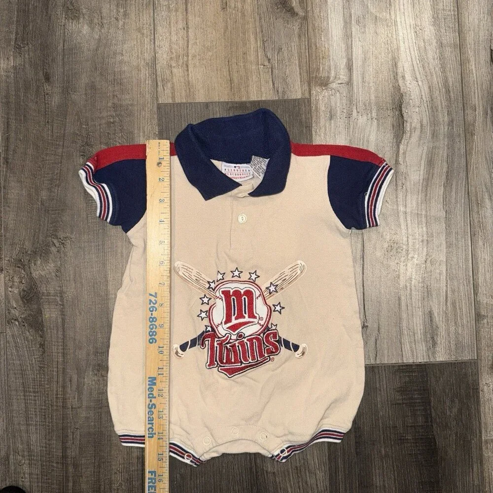 Vintage Minnesota Twins 12 Month One‎ Piece Baby Infant MLB